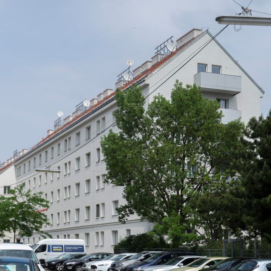 Wohnhausanlage Delsenbachgasse 7–11