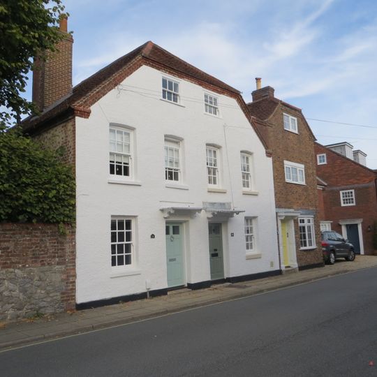 16 And 18, King Street