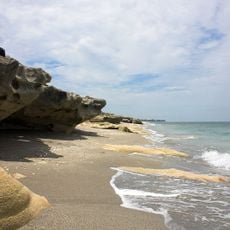 Blowing Rocks Preserve
