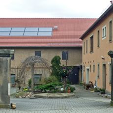 Toreinfahrt eines Bauernhofes Basteistraße 43