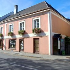 Verwaltungs- und Bürogebäude Kilb