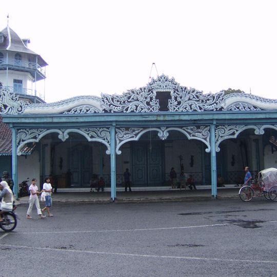 Arsitektur dan peninggalan sejarah di Surakarta