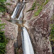 Nunobiki Falls