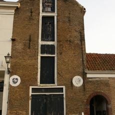 Scharloo 10, Brielle