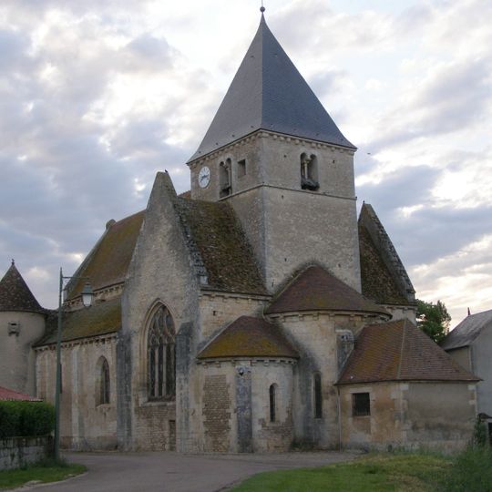 Église Saint-Romain de Druyes-les-Belles-Fontaines