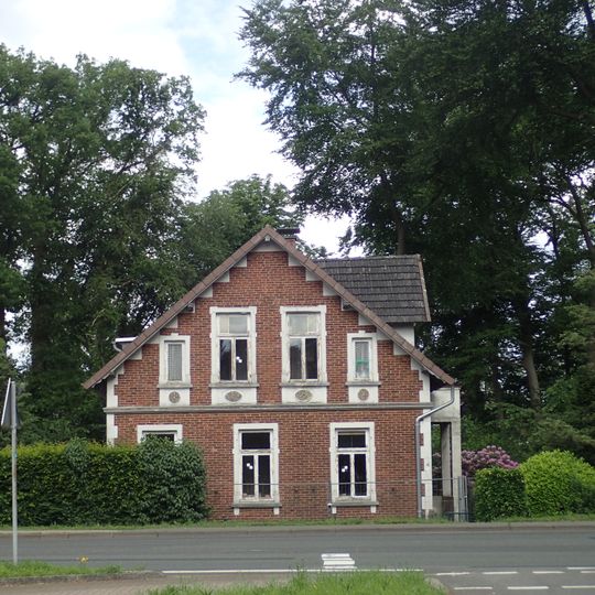 Wohnhaus Delmenhorster Straße 4