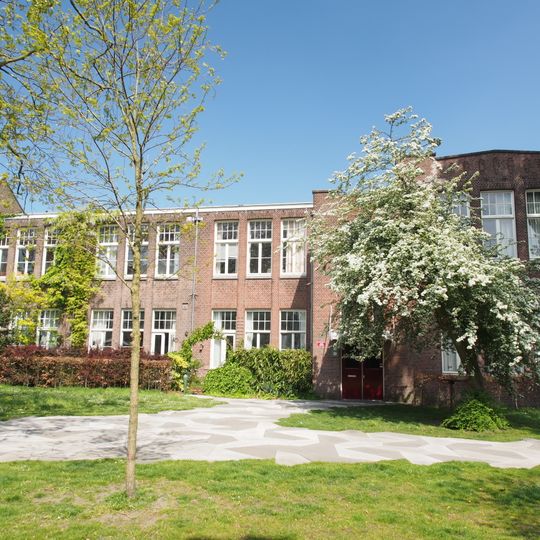 Eerste Leeghwaterstraat 9-11