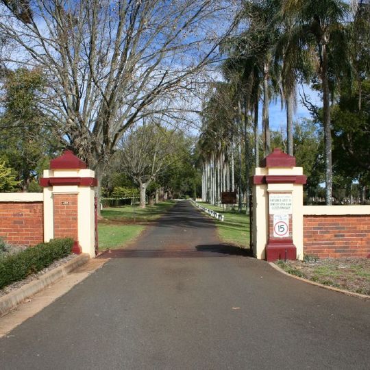 Drayton and Toowoomba Cemetery