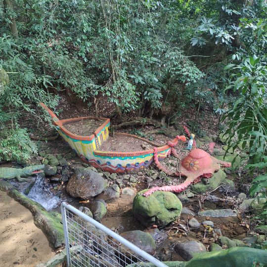 Escultura Naif - O Polvo