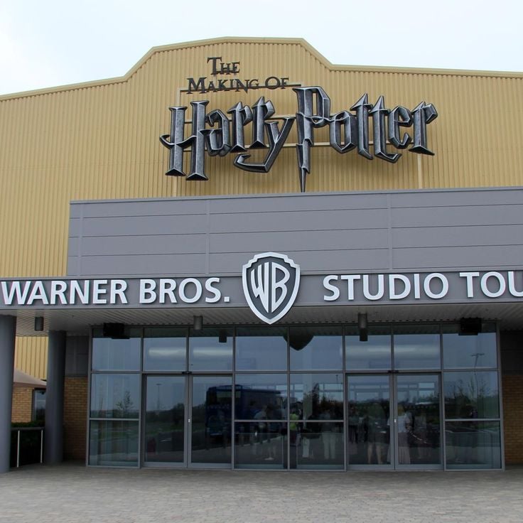 Warner Bros. Studios Tour London - The Making of Harry Potter