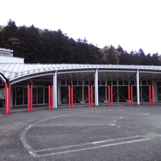 Nikkō Kirifuri Ice Arena
