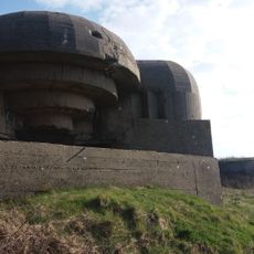Ruins, bunker