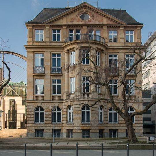 Haus Taunusanlage 6