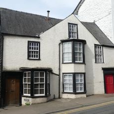 32 and 33, Church Street