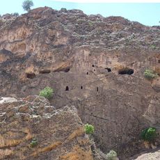 Ghār-e Kūgān