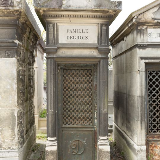 Grave of Degrois