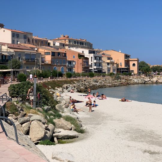 Plage de Marinella