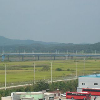 Tongil Bridge