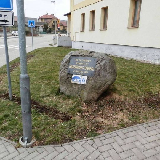 Památník v Netvořicích