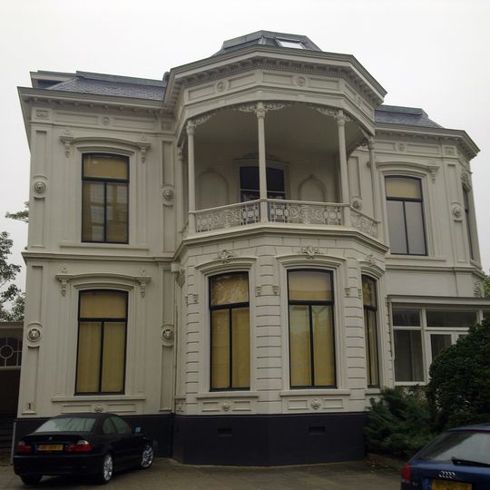 Sophialaan 1, Leeuwarden