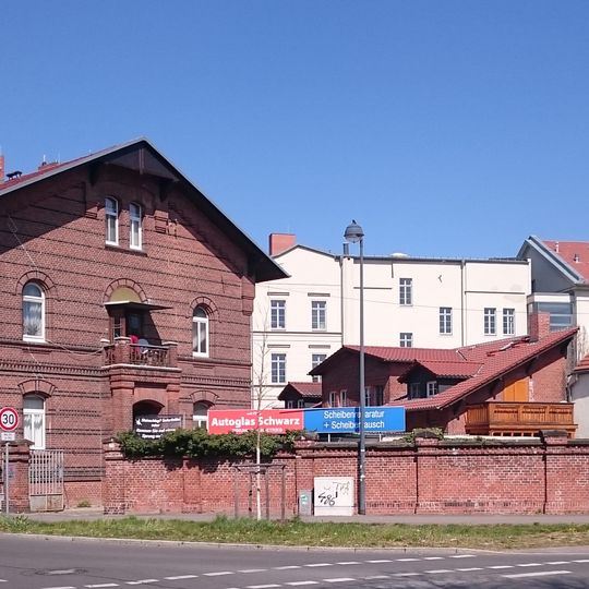 Straße der Jugend 12