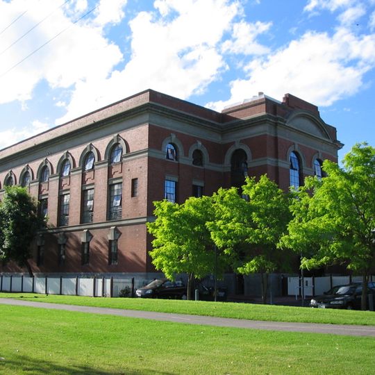 North Fitzroy electric railway substation