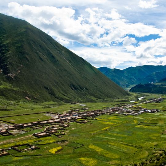 Maizhokunggar County