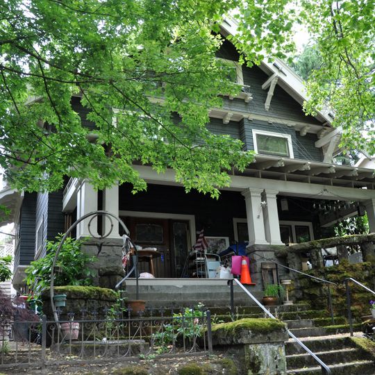 Leslie M. Scott House