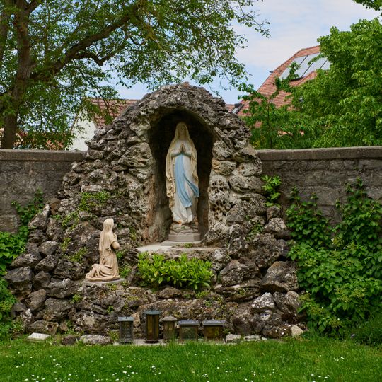 Lourdesgrotte Dorfstraße 2 in Gaukönigshofen