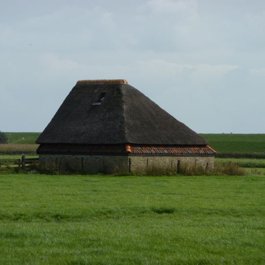 Fraai in landschap gelegen boet. Rieten kap