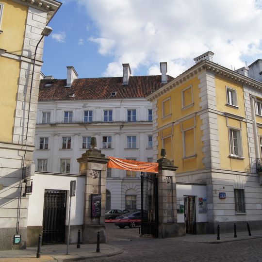 Kamienica przy ulicy Długiej 25