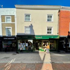 16 And 17, Cliffe High Street