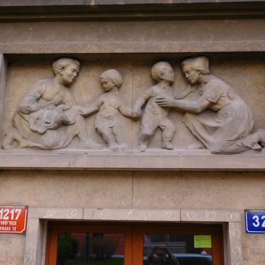 Relief at 28. pluku 32