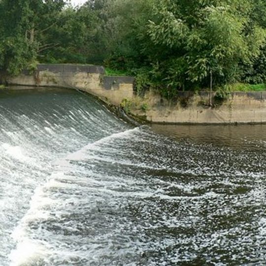 Weir On River Aire At Ngr 2655 3488