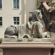 Statue