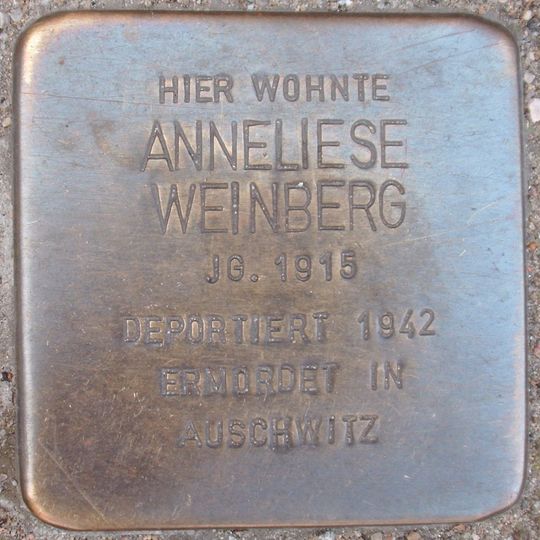Stolperstein en memoria de Anneliese Weinberg