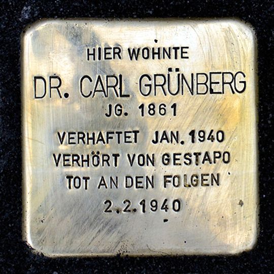 Stolperstein dedicated to Carl Grünberg