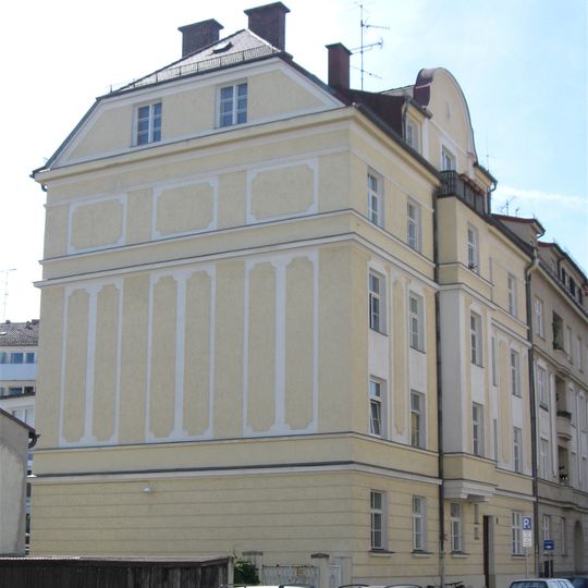 Untere Weidenstraße 4