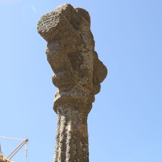 Croix du cimetière de Nouvoitou