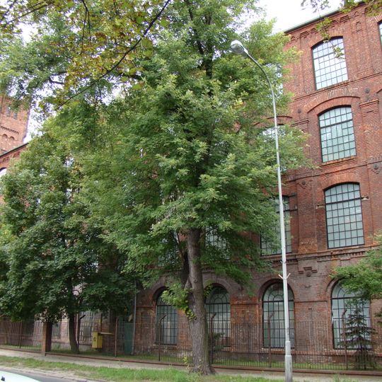 Budynek d. przędzalni i tkalni z wieżą wodną