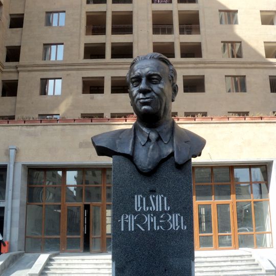 Bust of Anton Kochinyan
