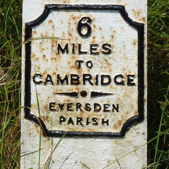 Milepost, Cambridge Road, opposite footpath to Butler's Spinney