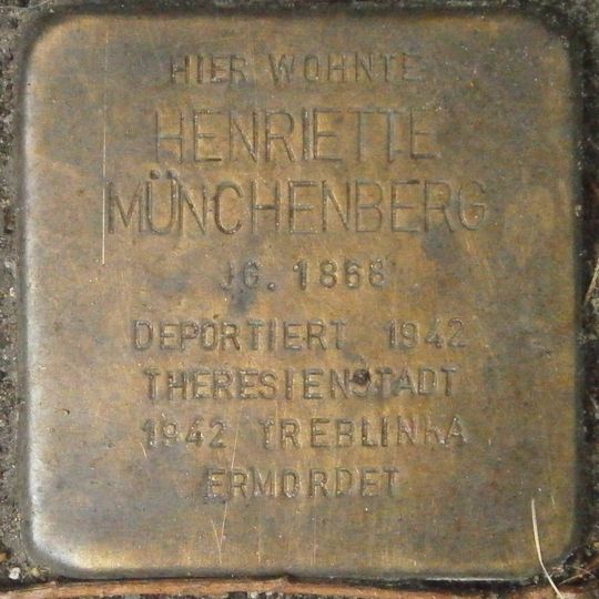 Stolperstein dedicated to Henriette Münchenberg