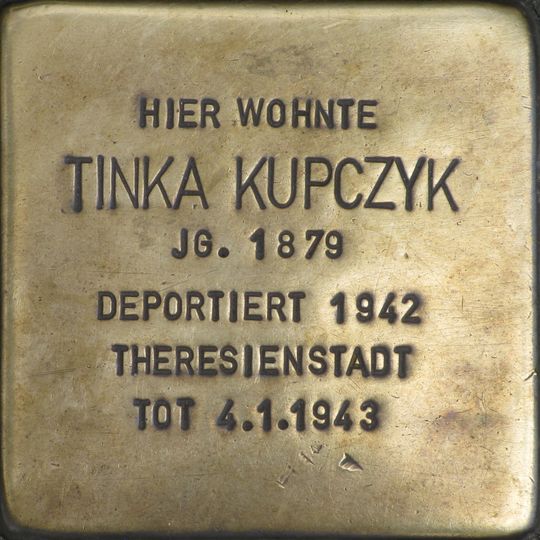 Stolperstein dedicated to Tinka Kupczyk