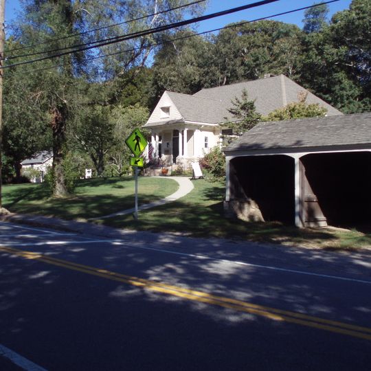 West Falmouth Village Historic District
