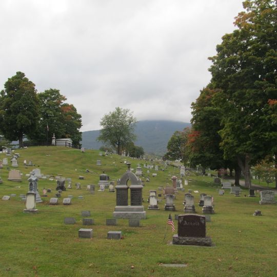 Maple Street Cemetery