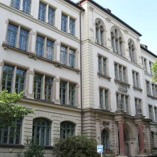 Mittelschule an der Wittelsbacherstraße