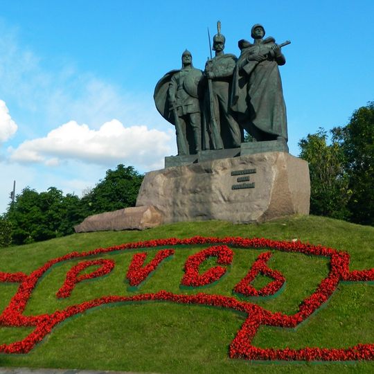 Pamyatnik zashitnikam Russian zemly