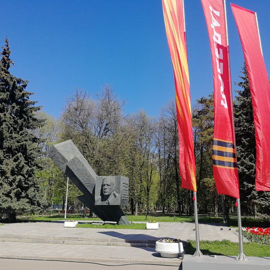 Monument to General Karbyshev