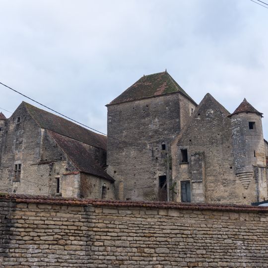 Château de Courcelles-lès-Montbard